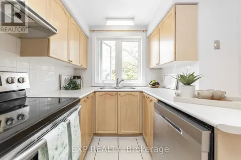 324 Briston Private Ottawa ON K1G 5R2