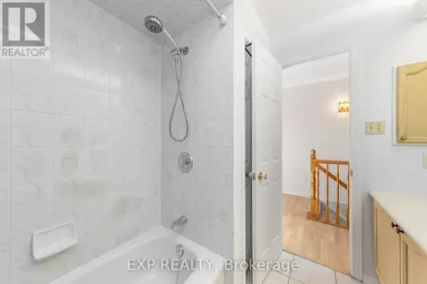 324 Briston Private Ottawa ON K1G 5R2
