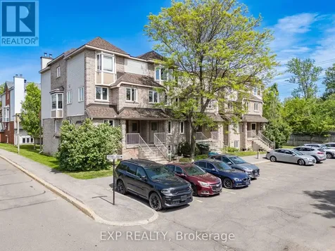 324 Briston Private Ottawa ON K1G 5R2