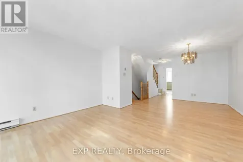324 Briston Private Ottawa ON K1G 5R2