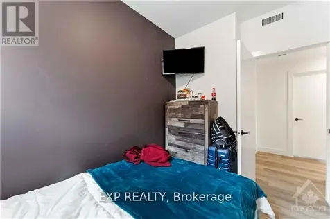 227 Blackburn Avenue Ottawa ON K1N 8A9