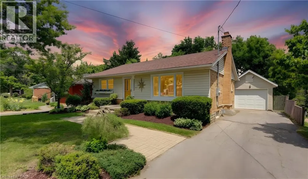 112 Chelsea Road Kitchener ON N2B 1H9