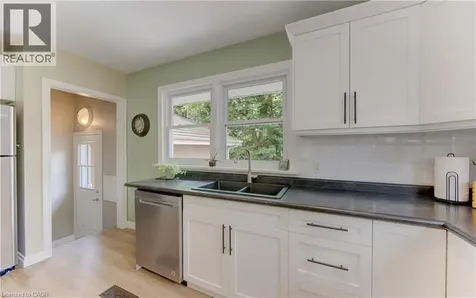 112 Chelsea Road Kitchener ON N2B 1H9