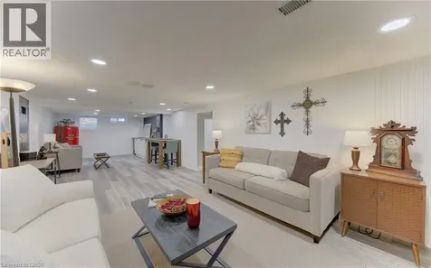 112 Chelsea Road Kitchener ON N2B 1H9