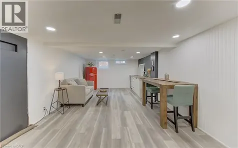 112 Chelsea Road Kitchener ON N2B 1H9