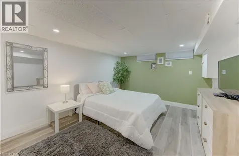 112 Chelsea Road Kitchener ON N2B 1H9