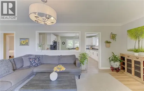 112 Chelsea Road Kitchener ON N2B 1H9