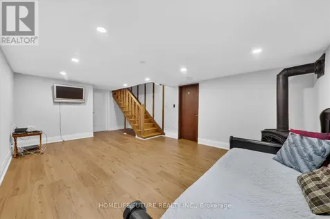 137 Woodland Park Road Blue Mountains ON N0H 1J0