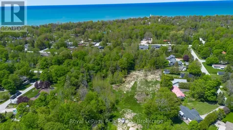 219 Lake Range Drive Huron-kinloss ON N2Z 2X3