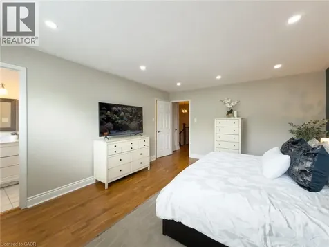 93 Townley Crescent Brampton ON L6Z 4T1