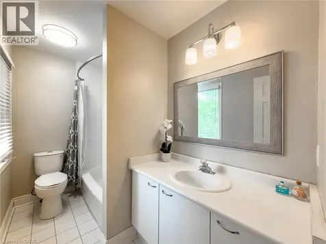 93 Townley Crescent Brampton ON L6Z 4T1