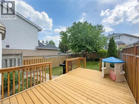 93 Townley Crescent Brampton ON L6Z 4T1