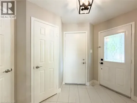 93 Townley Crescent Brampton ON L6Z 4T1