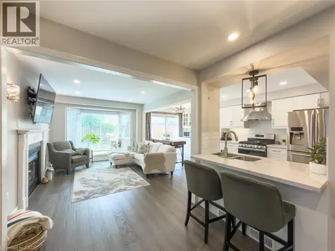 93 Townley Crescent Brampton ON L6Z 4T1
