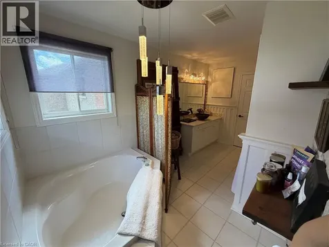 48 Tranquility Avenue Ancaster ON L9G 4Y6