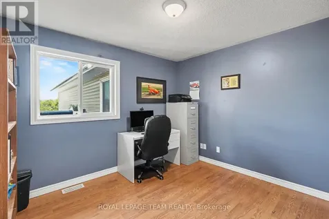 4038 Calbrent Way Ottawa ON K0A 2W0