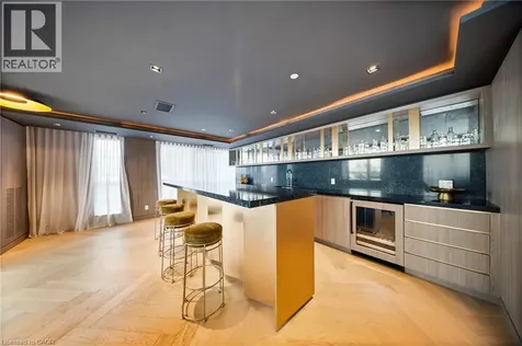 405 Dundas Street West Oakville ON L6M 4P9