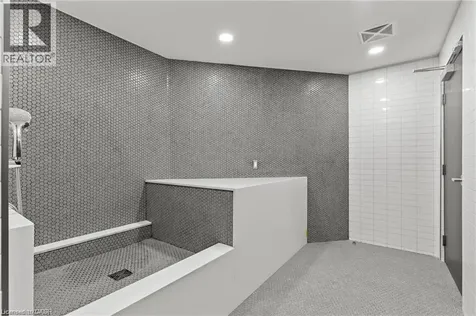 405 Dundas Street West Oakville ON L6M 4P9