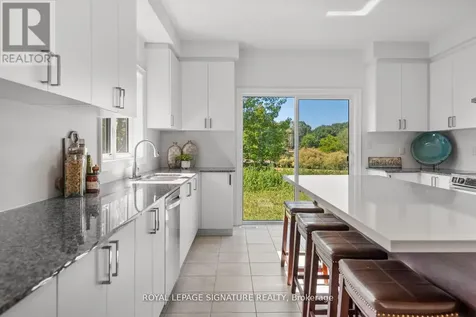 8 Misty Ridge Road Wasaga Beach ON L9Z 0R8