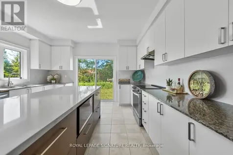 8 Misty Ridge Road Wasaga Beach ON L9Z 0R8