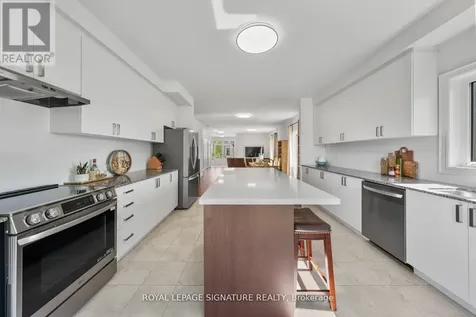 8 Misty Ridge Road Wasaga Beach ON L9Z 0R8