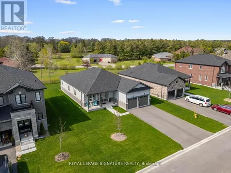 8 Misty Ridge Road Wasaga Beach ON L9Z 0R8