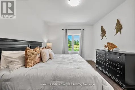 8 Misty Ridge Road Wasaga Beach ON L9Z 0R8