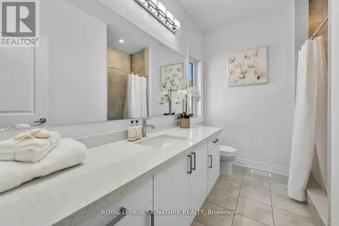 8 Misty Ridge Road Wasaga Beach ON L9Z 0R8
