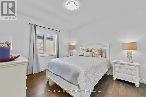 8 Misty Ridge Road Wasaga Beach ON L9Z 0R8
