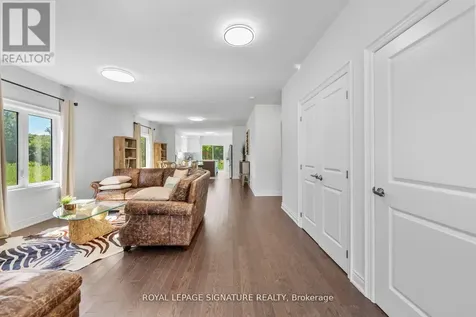 8 Misty Ridge Road Wasaga Beach ON L9Z 0R8