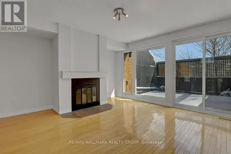 261 Bruyere Street Ottawa ON K1N 5E5