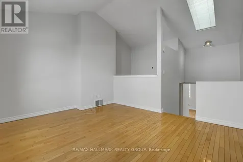 261 Bruyere Street Ottawa ON K1N 5E5