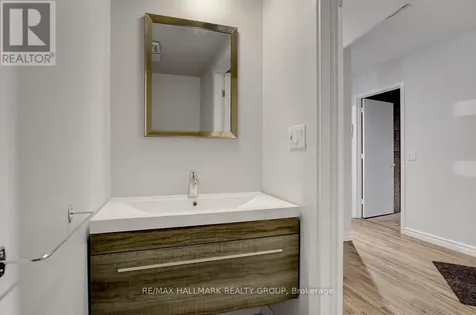 261 Bruyere Street Ottawa ON K1N 5E5