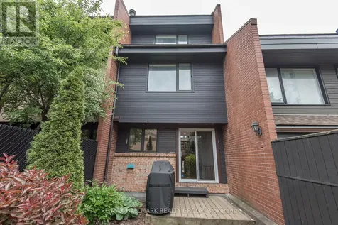 261 Bruyere Street Ottawa ON K1N 5E5