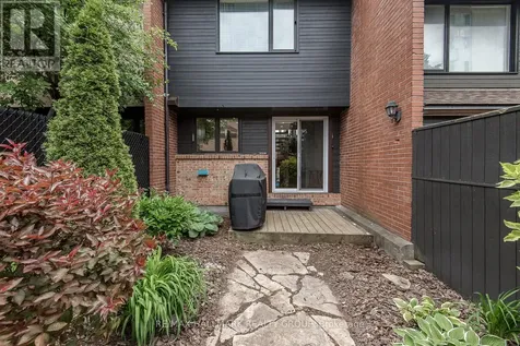 261 Bruyere Street Ottawa ON K1N 5E5