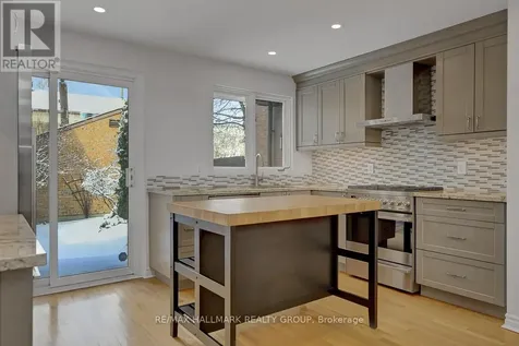 261 Bruyere Street Ottawa ON K1N 5E5