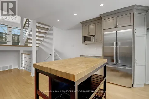 261 Bruyere Street Ottawa ON K1N 5E5