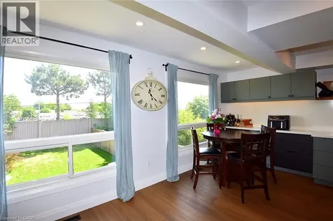 2499 Whittaker Drive Burlington ON L7P 4P9