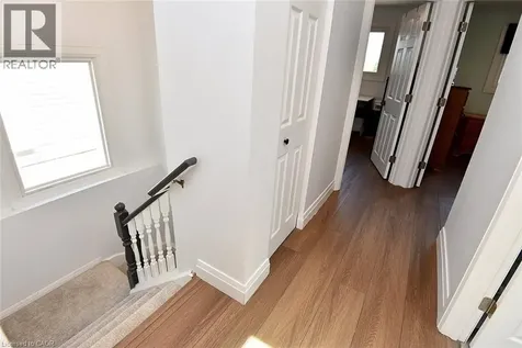2499 Whittaker Drive Burlington ON L7P 4P9