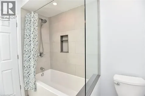2499 Whittaker Drive Burlington ON L7P 4P9