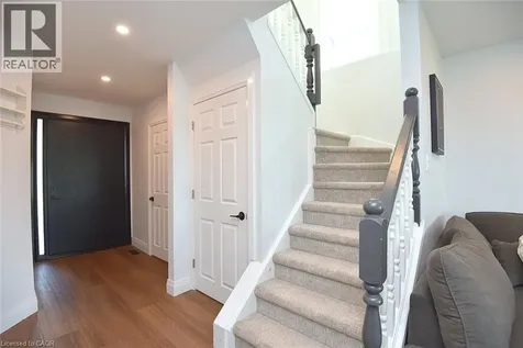 2499 Whittaker Drive Burlington ON L7P 4P9