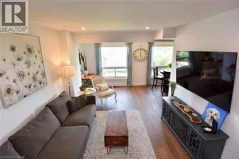 2499 Whittaker Drive Burlington ON L7P 4P9