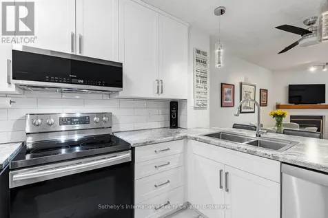 49 Trott Boulevard Collingwood ON L9Y 5B8