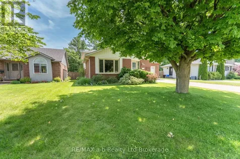 18 Denrich Avenue Tillsonburg ON N4G 4W2