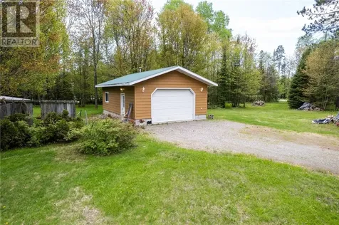 8 Beauchamp Drive Espanola ON P5E 1R1