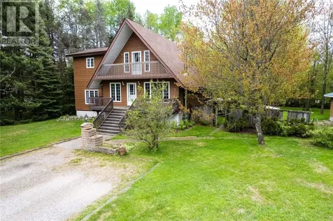 8 Beauchamp Drive Espanola ON P5E 1R1