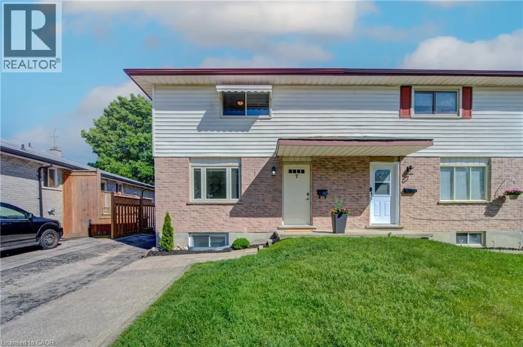 7 Harvest Court Kitchener ON N2P 1T3