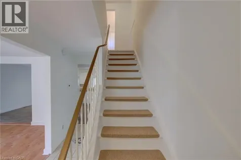 7 Harvest Court Kitchener ON N2P 1T3
