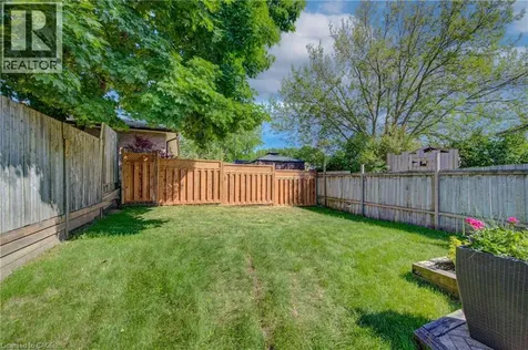 7 Harvest Court Kitchener ON N2P 1T3