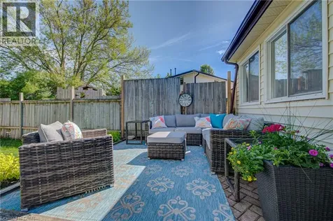 7 Harvest Court Kitchener ON N2P 1T3